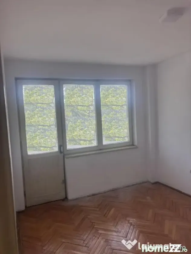 - Apartament 2 camere confort 1, Zona Hipodrom, etaj 3.