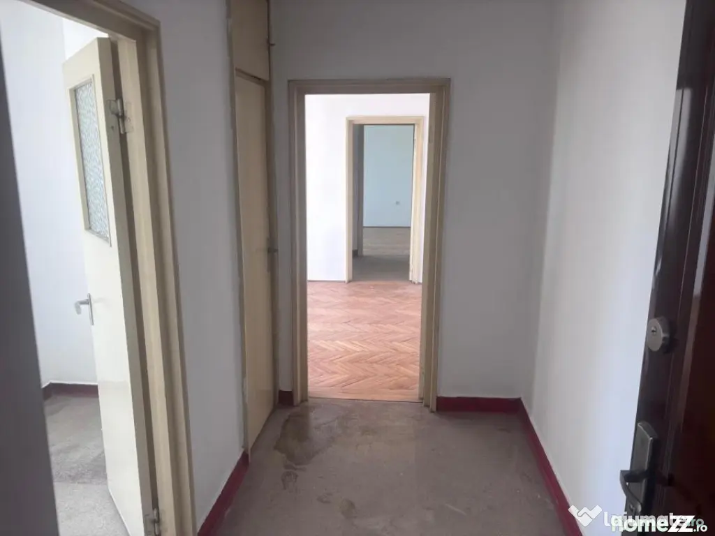 - Apartament 2 camere confort 1, Zona Hipodrom, etaj 3.