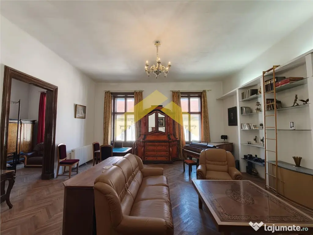 Apartament de inchiriat 4 camere Palatul Neuman