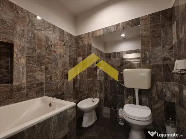 Apartament de inchiriat 4 camere Palatul Neuman