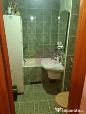 Apartament cu 3 camere de vanzare in Campina - Zona Cuza 