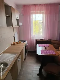 Inchiriez apartament mobilat 2 camere langa spitalul judetean