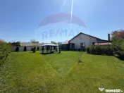 Vila cocheta cu 3 camere de vânzare 