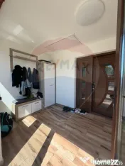 Vila cocheta cu 3 camere de vânzare 