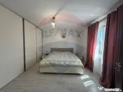 Vila cocheta cu 3 camere de vânzare 