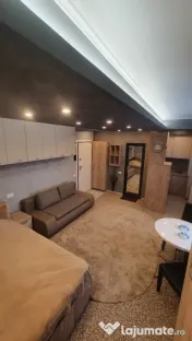 tomis studio 4b 