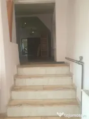 Casa cu etaj,teren 400 mp, pretabila : clinica, gradinita, b 