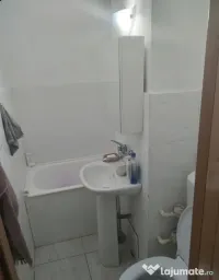 Vând apartament 