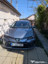 Vand Toyota Corolla 2019 53000km 1.8 hybrid 122 cp 