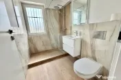 Apartament 3 camere de inchiriat,parter,pretabil pentru biro 