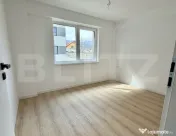 Apartament 3 camere de inchiriat,parter,pretabil pentru biro 