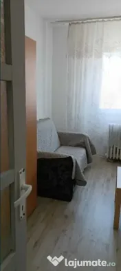 Camera de camin cu baie si bucatarie proprie - zona Tractorul 