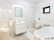 LUX Vila cu parc privat 1.250mp, spa, barbeque, privelisti p 
