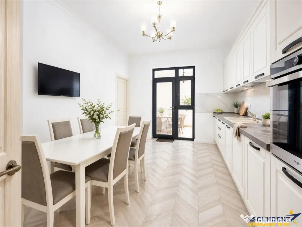 LUX Vila cu parc privat 1.250mp, spa, barbeque, privelisti p