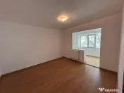 Apartament cu 3 camere de , zona Piata Moldovei 