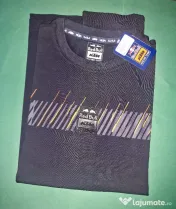 Tricou 