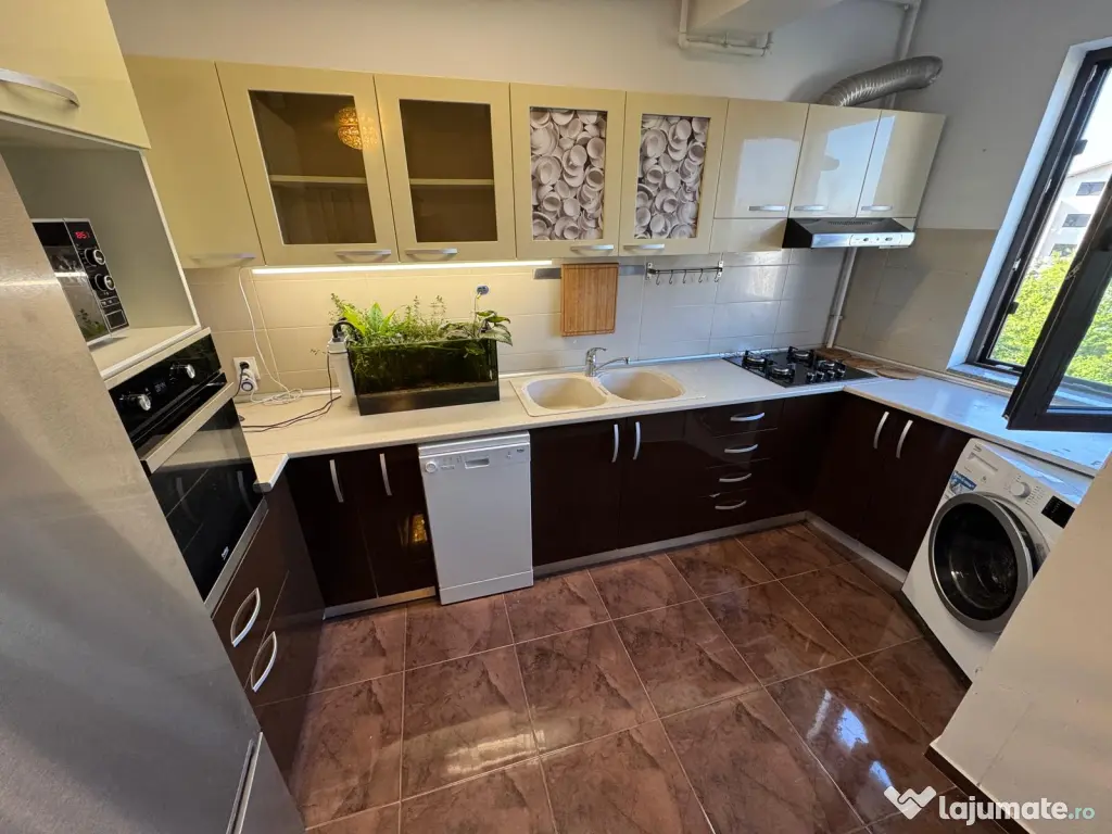 Apartament 3 cam Bucureștii Noi| Metrou 310 m| Centrală| Parcare 2 mașini| 2011