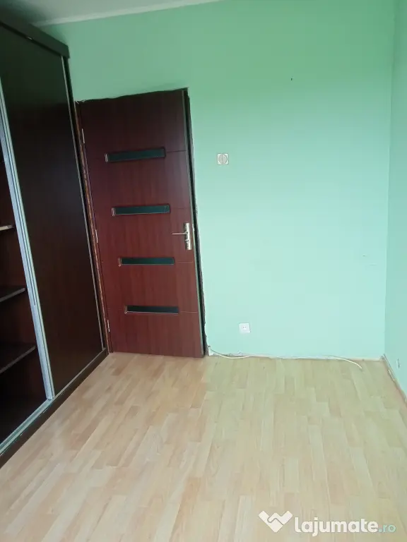Închiriez apartament 3 camere, Apusului sector 6