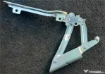 Balama noua pentru partea dreapta capota la VOLKSWAGEN GOLF IV 2011