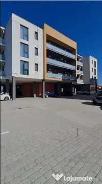 Inchiriez apartament cu 2 camere 