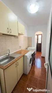 Garsonieră decomandata, 3 min metrou, renovata recent 