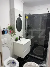 Apartament 3 camere | Renovat modern | Dressing în dormito 