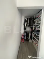 Apartament 3 camere | Renovat modern | Dressing în dormito 