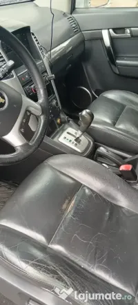 Vând Chevrolet Captiva 