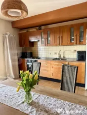 Apartament 3 camere - etaj 2- 64 mp, terasă 15 mp, zona Ro 