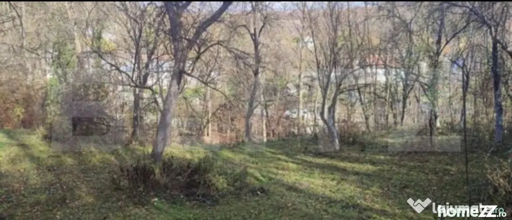 Teren de vânzare, 3.463 mp, priveliște deosebită, zonă m