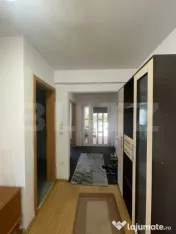 Se vinde Apartament cu doua garaje la casa - in EXCLUSIVITAT 