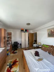 Se vinde Apartament cu doua garaje la casa - in EXCLUSIVITAT 