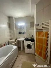 Se vinde Apartament cu doua garaje la casa - in EXCLUSIVITAT 