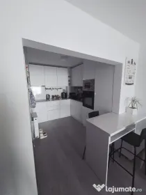 Vanzare 2 camere | White Tower | Bulevardul București | Etaj 4 din 9