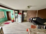 Casă renovata cu teren 5000 mp Popesti 