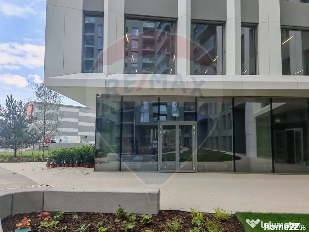 Spațiu comercial de inchiriat ( 450 - 650 mp) - Gara