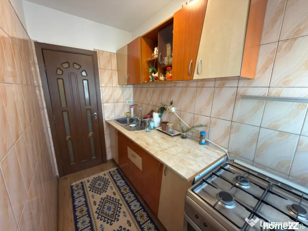 Apartament 2 camere, 41 mp, zona Vest - Ploiesti (Prahova)