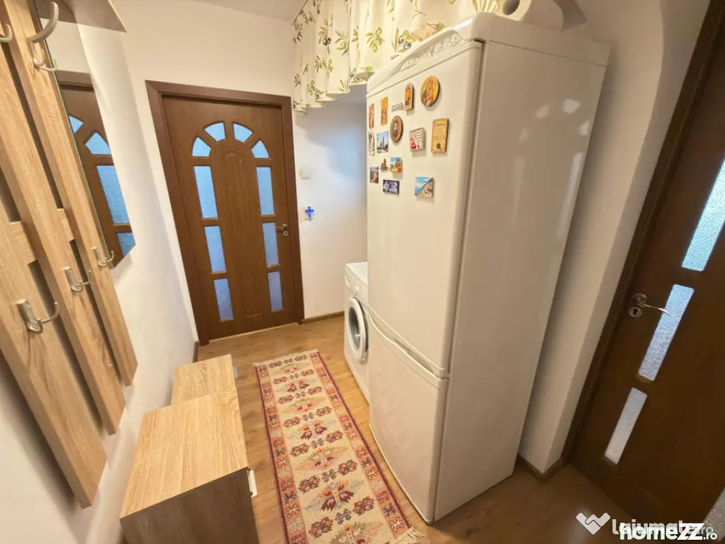 Apartament 2 camere, 41 mp, zona Vest - Ploiesti (Prahova)