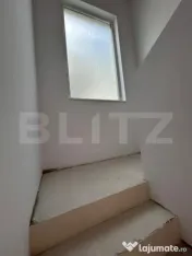 Duplex, 117mp, despărțit prin camera tehnică 