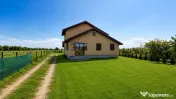 Vila cu teren situată la doar 5 minute de Focșani (Lămotesti) 