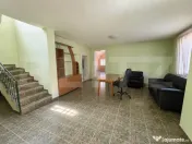 Casă individuală cu spațiu comercial, teren de 700 mp-Apa 