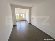 Casă individuală cu spațiu comercial, teren de 700 mp-Apa 