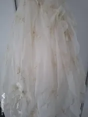 Vând rochie de mireasă tip prințesă 