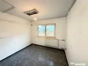 SPATIU COMERCIAL DE INCHIRIAT | 45 MP UTILI | DECEBAL | ORAD 