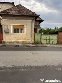 ???? Casă cu 2 apartamente și teren 600 mp în Gherla