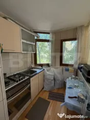 Apartament 3 camere, decomandat, etaj 2/4, 64.70 mp, zona Pi 