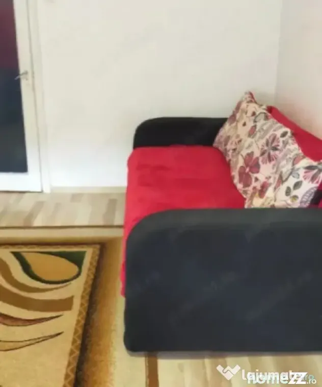 290euro!!Garsoniera, Podu Ros,o statie de Palas!!!