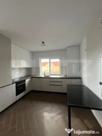 Casă tip duplex, 3 dormitoare, Sâncrai