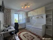 DE INCHIRIAT Apartament cu 3 camere în zona Crangasi 