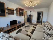 DE INCHIRIAT Apartament cu 3 camere în zona Crangasi 
